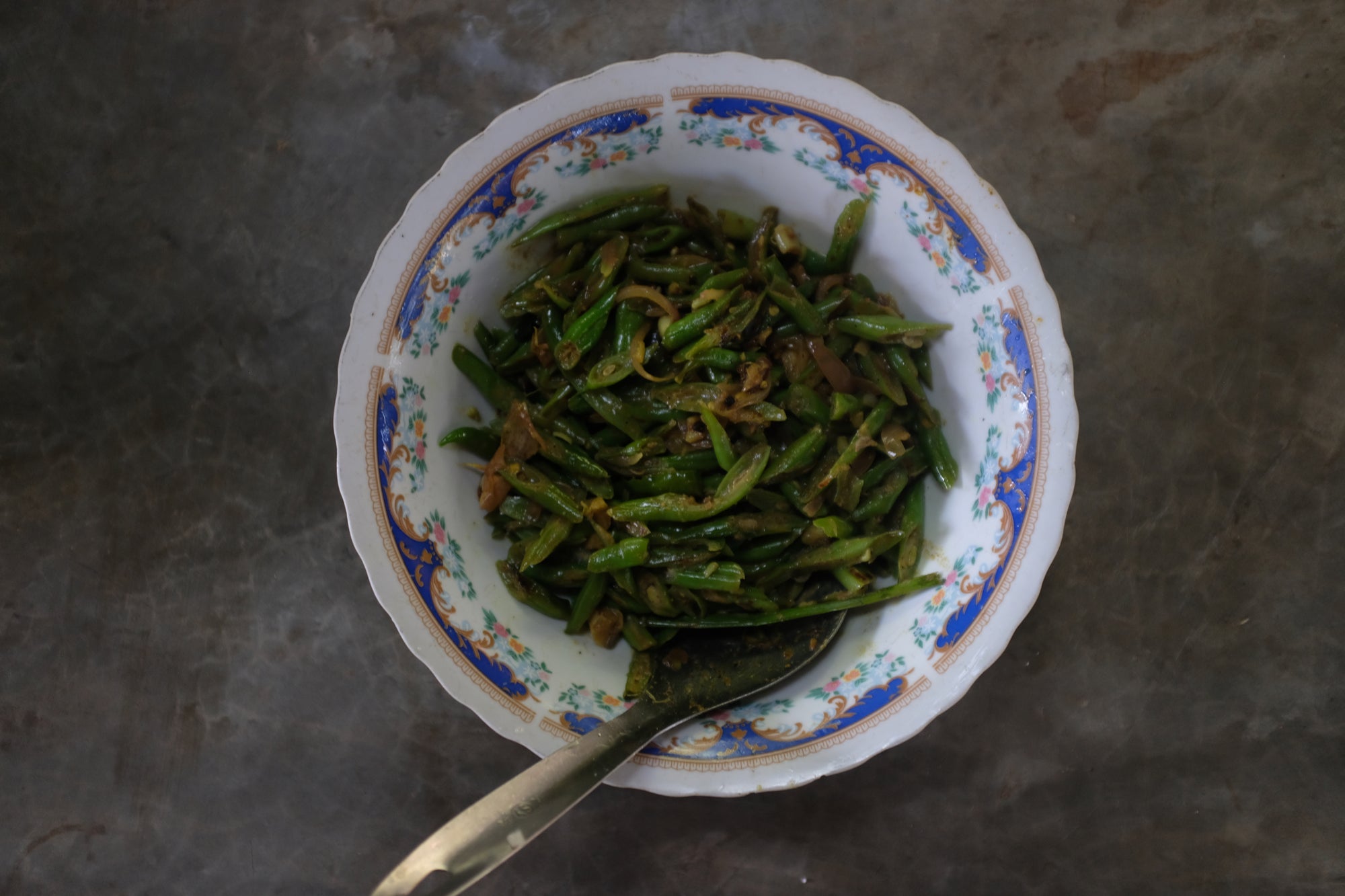 Rich and creamy Sri Lankan green beans
